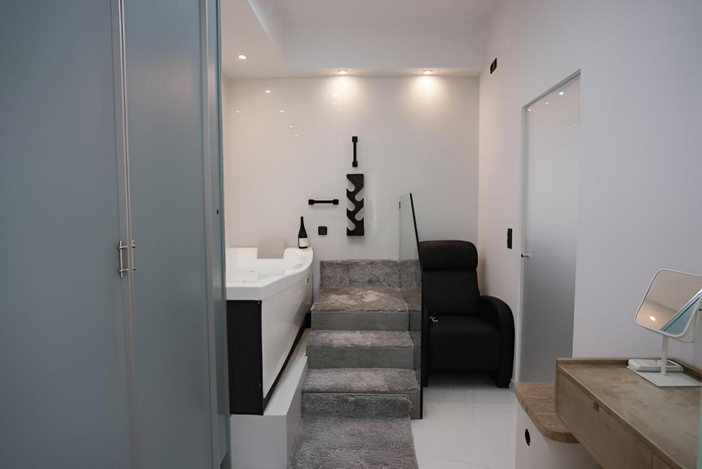 Paradise+ With Jacuzzi In The Heart Of Athens! Ngoại thất bức ảnh