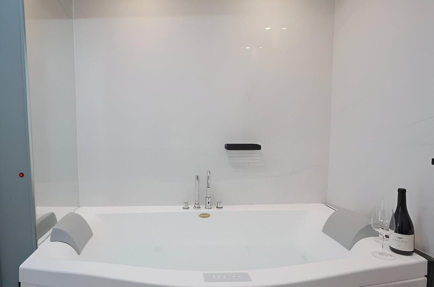 Paradise+ With Jacuzzi In The Heart Of Athens! Ngoại thất bức ảnh